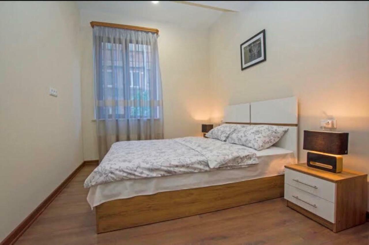Boutique Apartment Erivan Exterior foto